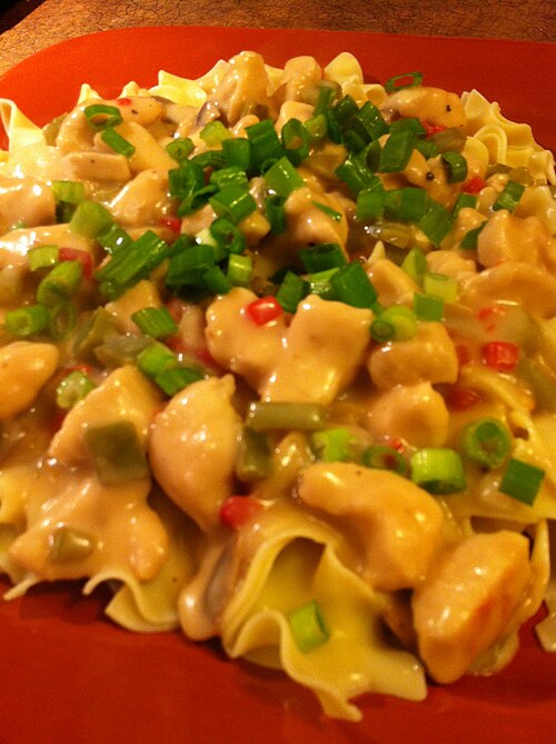 Cơm gà sốt trứng muối
