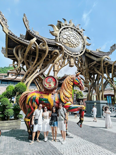 Từ Đà Nẵng: Tour Bà Nà Hills và Cầu Vàng trong ngày (kèm ăn trưa)
