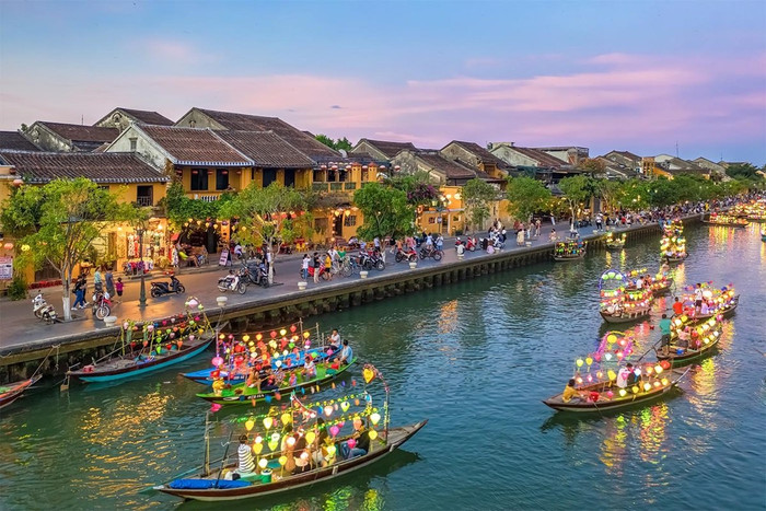 Từ Đà Nẵng: Tour Ngũ Hành Sơn, Rừng dừa Cẩm Thanh và Hội An (kèm ăn tối)