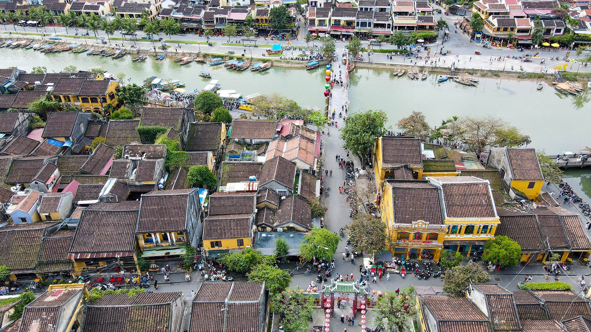 Tour Linh Ứng Sơn Trà – Ngũ Hành Sơn – Phố cổ Hội An