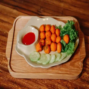 กุ้งทอดลูกชิ้น