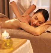 Massage chân 60 phút
