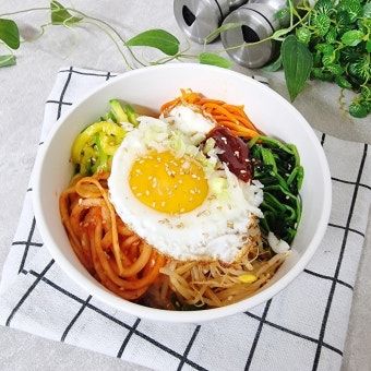 Cơm trộn rau Bibimbap