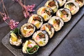 Kimbap ớt cay cá cơm