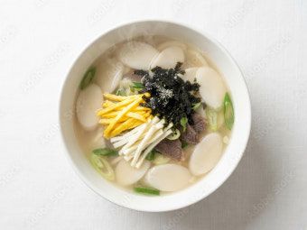 Canh bánh gạo Tteokguk