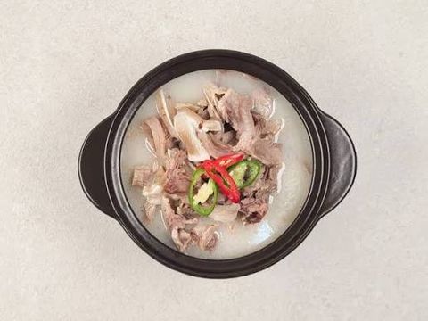 Cơm chan canh sundae & lòng