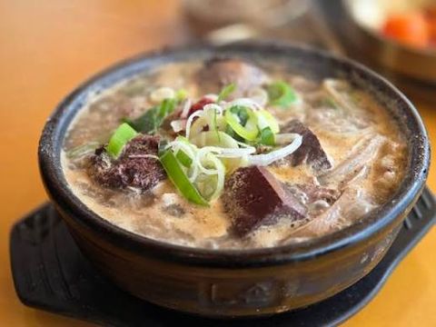 Cơm chan canh thập cẩm