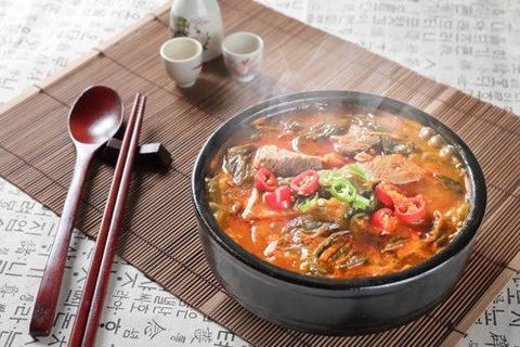 Cơm chan canh thịt bò (cay)