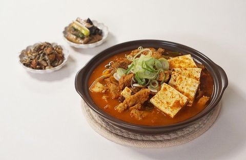 Canh kimchi nhiều thịt
