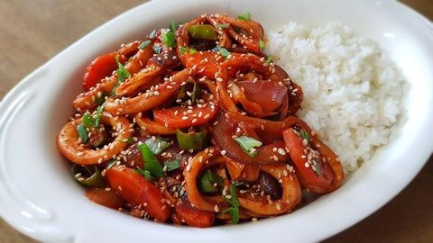 Cơm mực xào cay