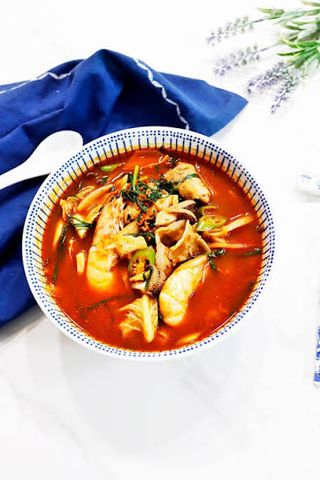 Mì hải sản cay Jjamppong