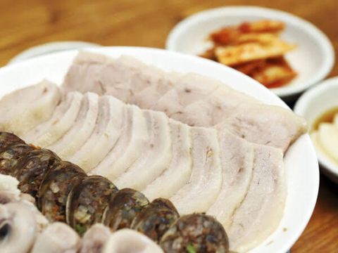 Thịt heo luộc & dồi Hàn (1 phần)