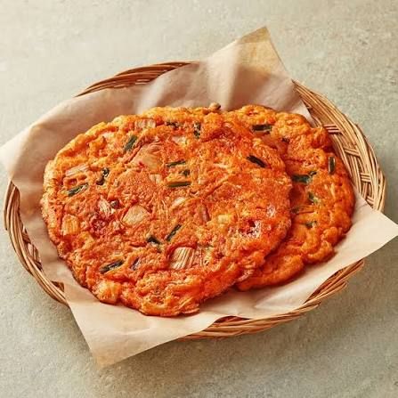 Bánh xèo kimchi