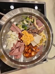 Canh Xương Heo Kiểu Budae (L) · 5 miếng xương