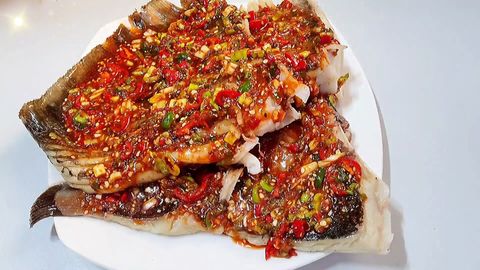 Cá đuối hấp (vừa)