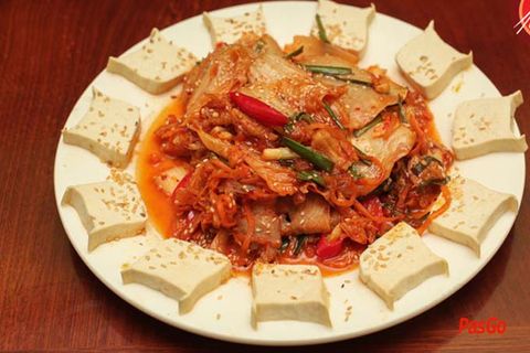 thịt heo xào kimchi đậu hũ