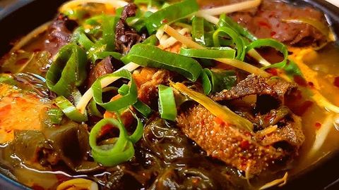 Canh cải thảo & tiết bò (Seonji)