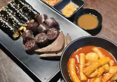 Set Kimbap Tteokbokki Sundae (1 người)