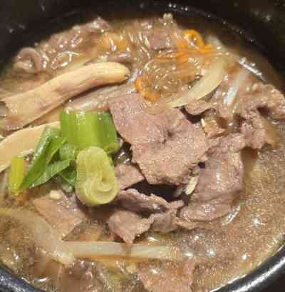 Bò xào nồi đất