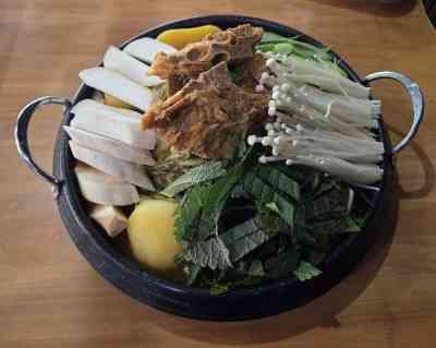 Canh khoai tây xương cải thảo (lớn)