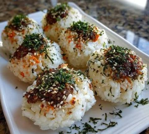 Cơm nắm (không cay)