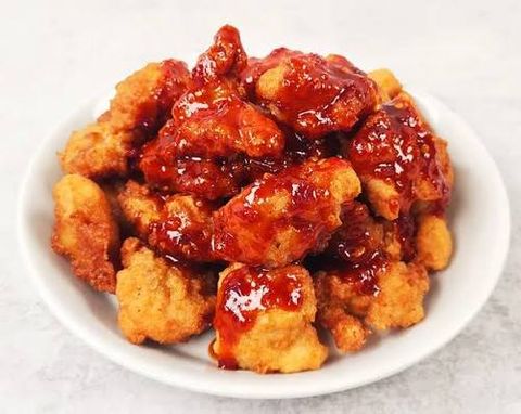 Gà rán sốt tỏi cay ngọt