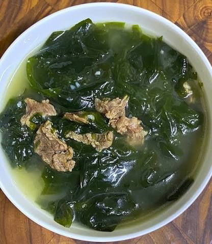 Canh rong biển