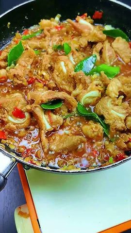 Sụn sườn xào