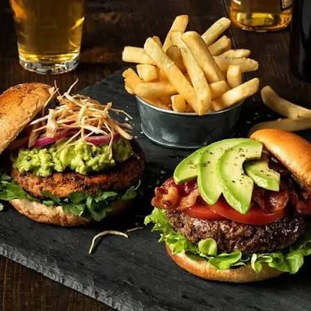 Burger Bơ Thịt Xông Khói + Americano + Khoai Tây Chiên