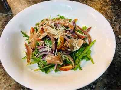 Salad Rau Rocket & Thịt Xông Khói