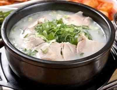 Cơm Chan Canh Thịt Heo