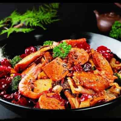 Lẩu Mala (400g rau không thịt + 1 cơm)
