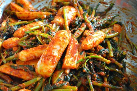 Kim chi củ cải non