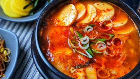 Canh đậu hũ non hải sản + cơm