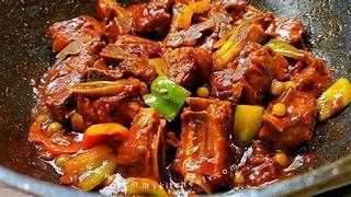 Sườn heo om cay