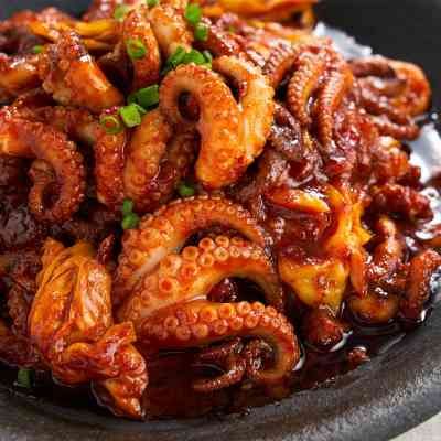 Bạch tuộc nhỏ xào cay