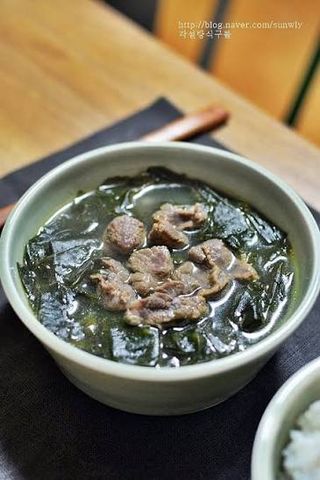 Canh rong biển