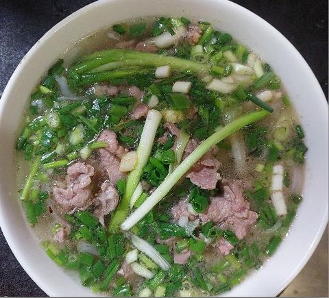 Phở xào bò tái có nước dùng