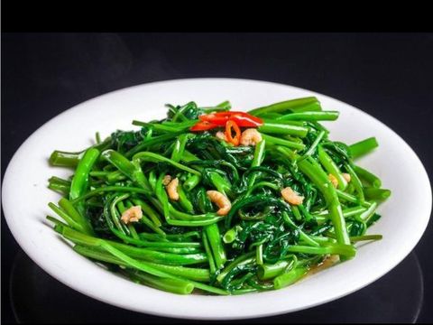 Cải bó xôi xào tỏi