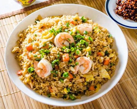 해산물 볶음밥 (껌 찌엔 하이 산)