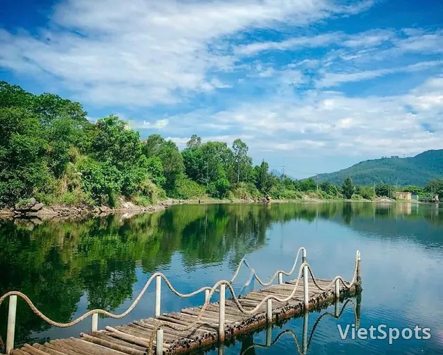 📸 वीकेंड में थोड़ा माहौल बदलना। उन सभी के लिए जिन्हें एक हीलिंग ट्रिप की ज़रूरत है…