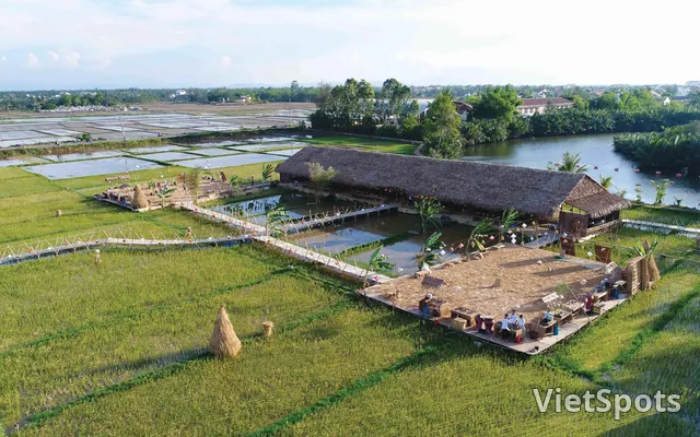 The Field Restaurant – Dining in the middle of Hoi An's rice fields