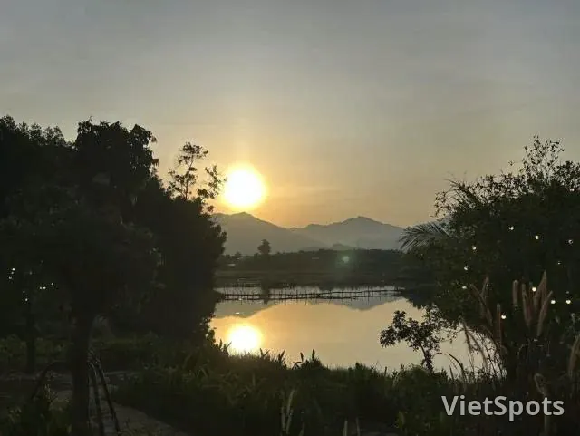 होआ फु हिल पर सूर्यास्त 🌅