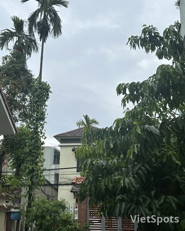 [คำเตือนสภาพอากาศ] ฤดูฝนมาถึงแล้ว ทุกคนออกไปข้างนอกต้องระวัง!