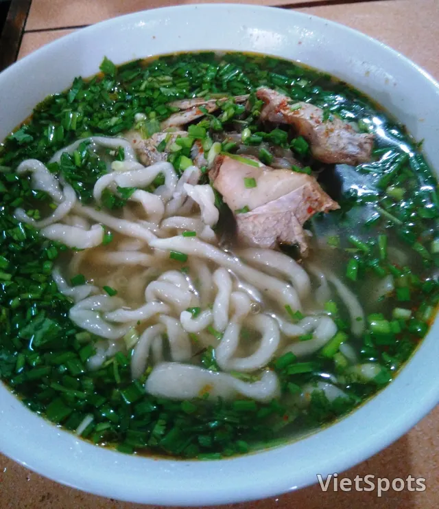 긴 비오는 날씨에 다낭 사람들은 뭘 먹나요?