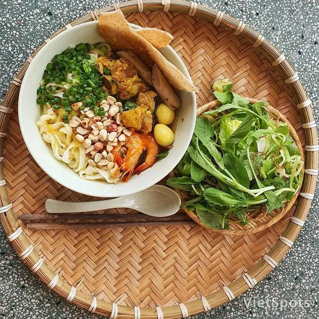 🍜 MÌ QUẢNG – HƯƠNG VỊ ĐẬM ĐÀ CỦA MIỀN TRUNG