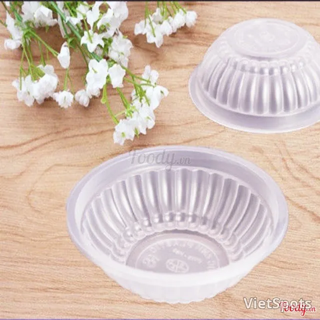 器とプラスチックの箸
