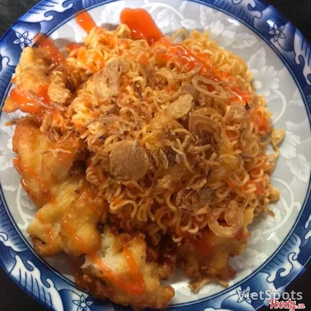 イカ混ぜ麺