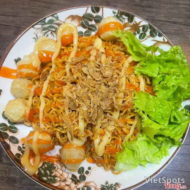 魚団子混ぜ麺