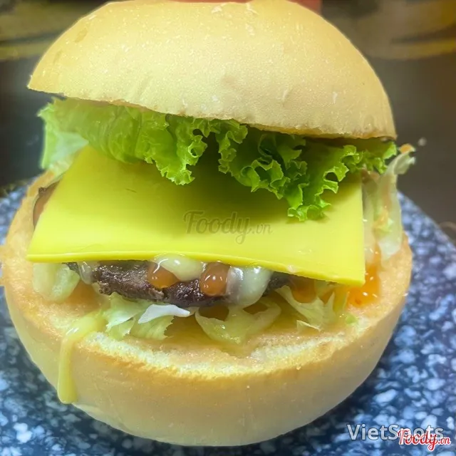 ビーフチーズバーガー